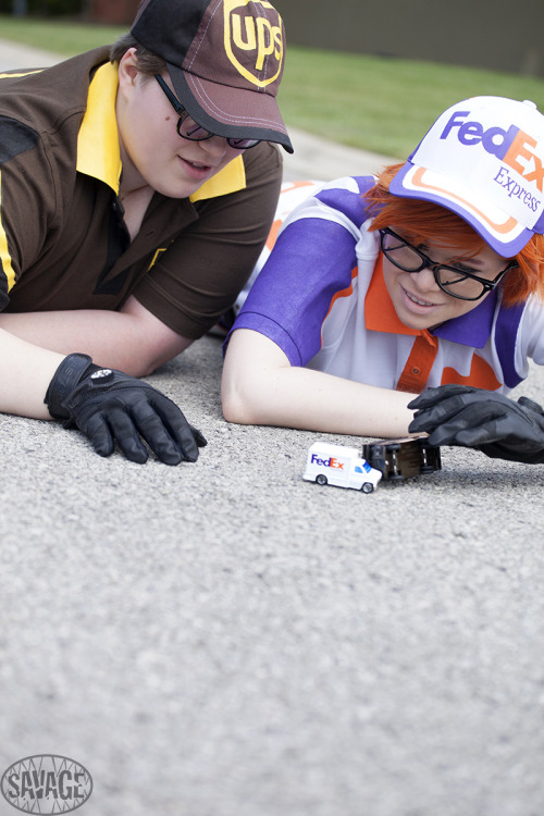 happehpills:  “What a Lovely Package You Have!” - Fedex and Ups Trucks Cosplays! Our glasses do that ‘evil’ anime thing. Cosplay Concept, Original Costume Designs, and Construction - Us (http://happehpills.tumblr.com/)Photographer - Josh