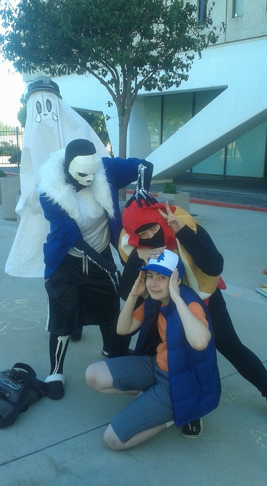 dunesand:  cambriorants:  Fun with @dunesand @irrelevanthiccup @jolyfis @sarspax