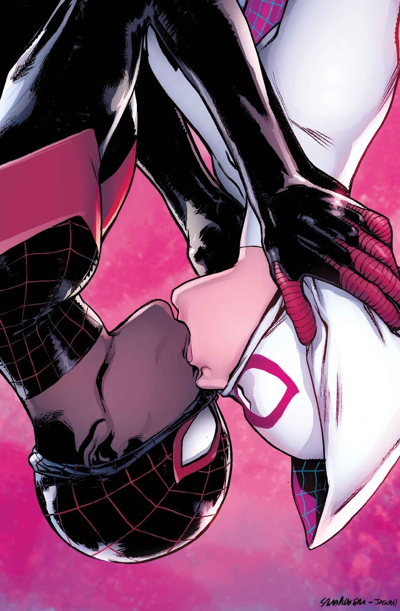 extraordinarycomics:  Spider-Gwen &amp; Spider-Man by SARA PICHELLI.
