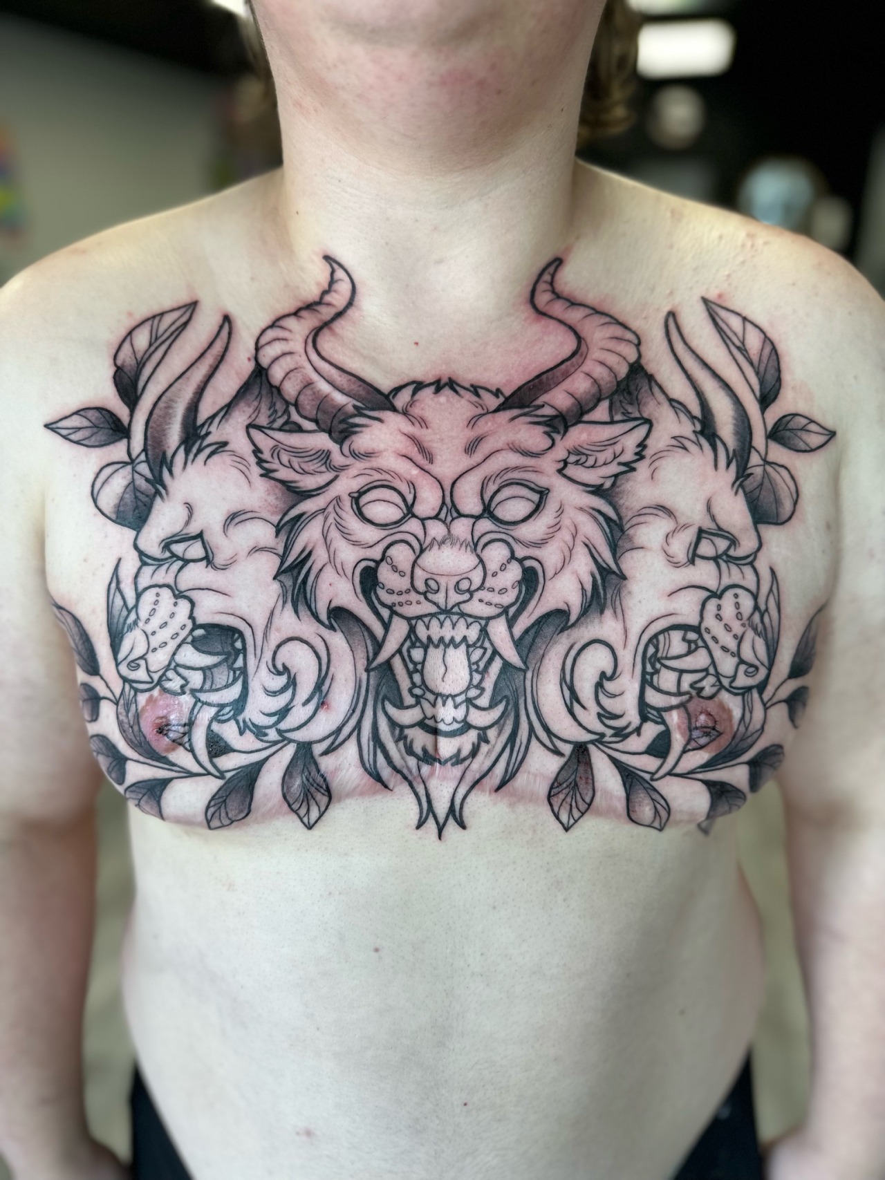 Dark lines and graphic creepy tattoos - Tattoo Life