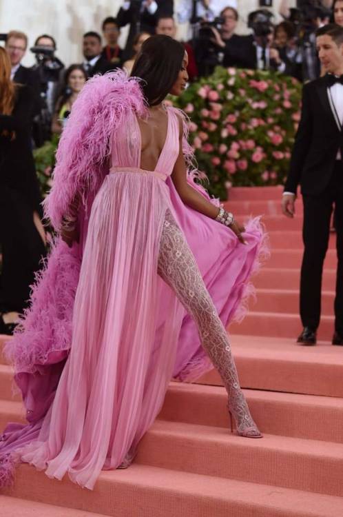 Naomi Campbell, Adut Akech Bior, and Joan Collins all in Valentino Haute Couture by Pier Paolo Picci