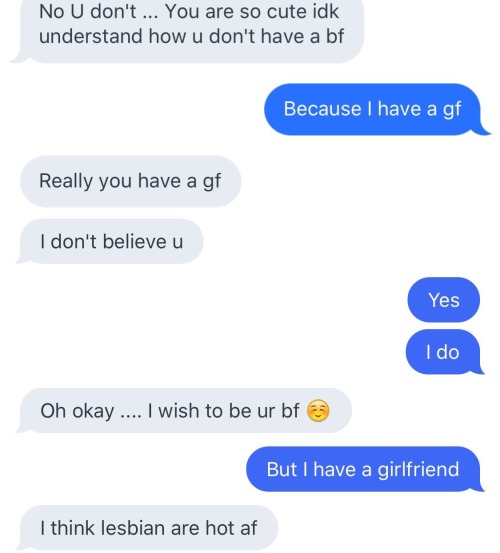 apscores:straightwhiteboystexting:emisonislifeokis he having a stroke what the fuck