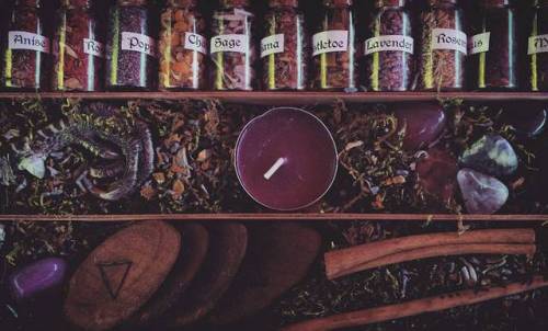 sosuperawesome:Herb Witch Boxes and Mortars and Pestles by Ancient Hearts Shop on EtsySee our ‘witch