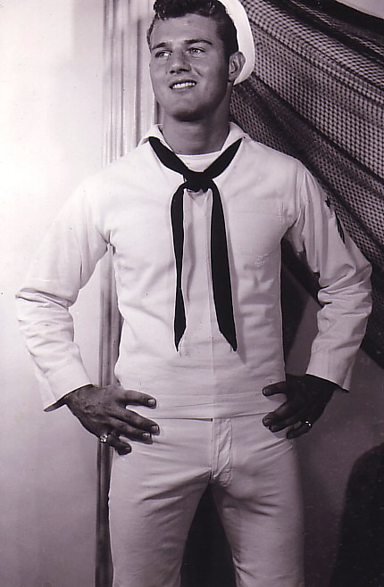 indianatractorboy:  justlikeastare:  SEAFOOD  Indiana Tractor Boy