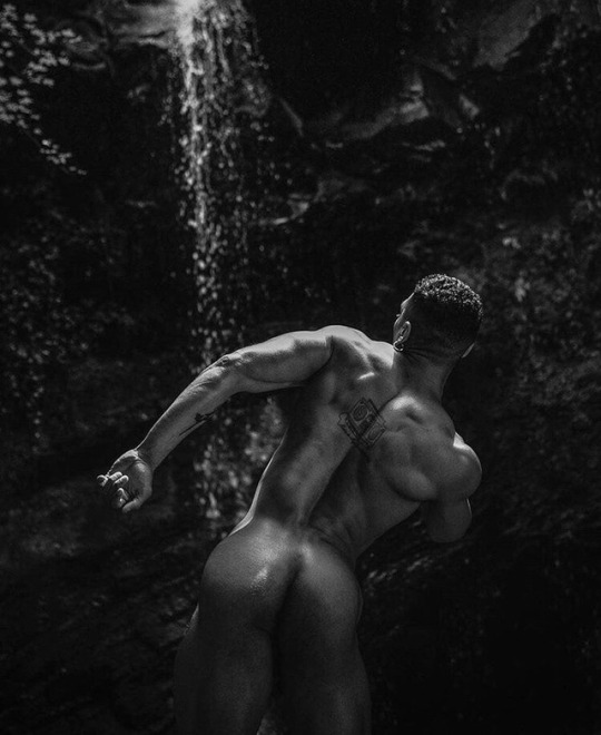 unsnappedmag:  