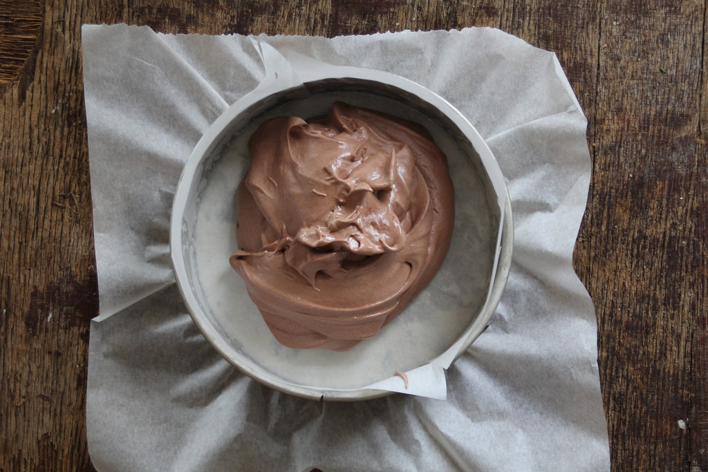 foodffs:  How to Make a No-Churn Ice Cream Cake Really nice recipes. Every hour.