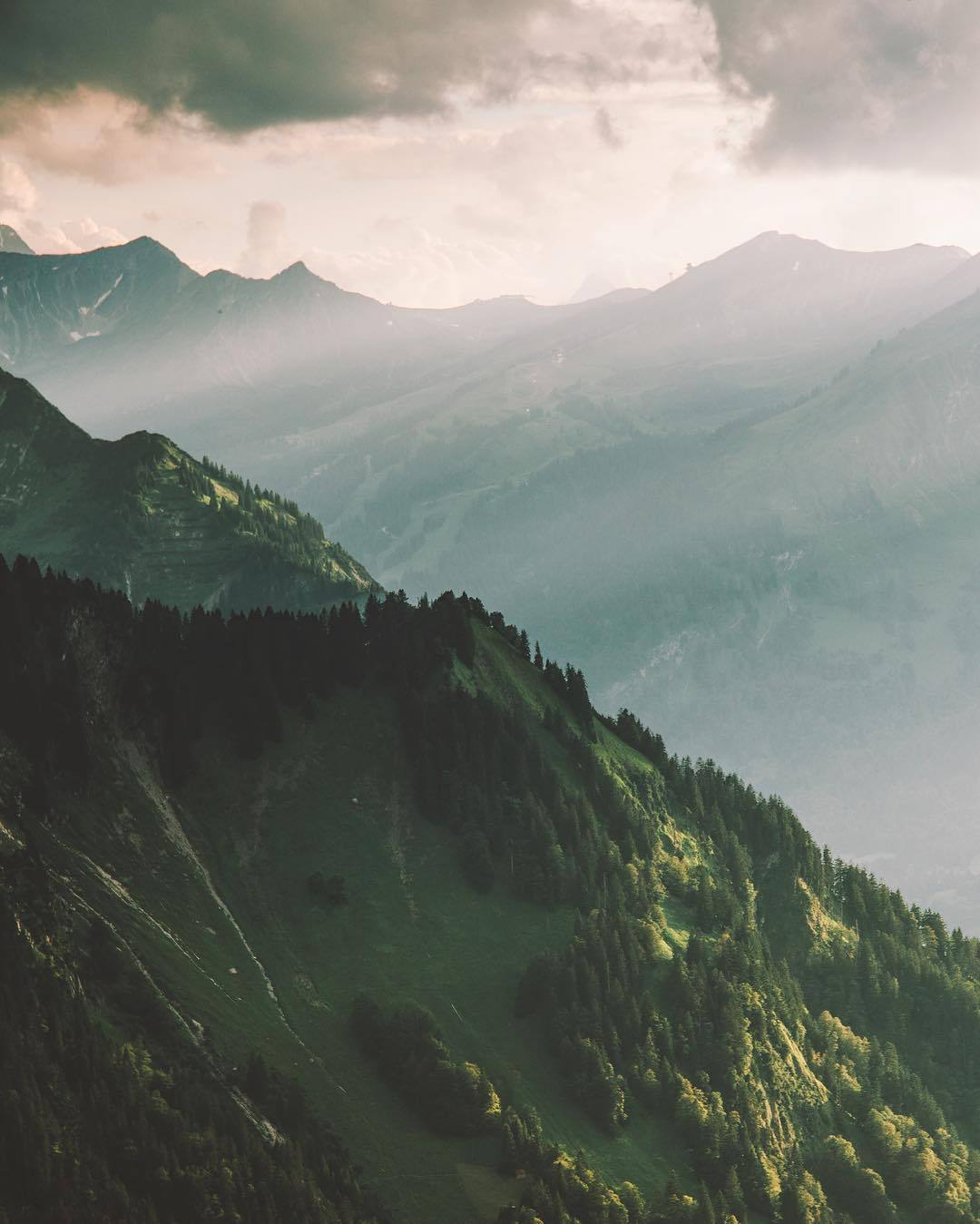 grace&ndash;upon&ndash;grace:  Jannik Obenhoff 