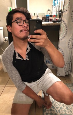 Your Average Short Gay Gamer