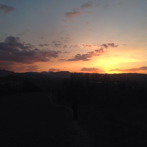 Tramonto a Santarcangelo #nofilter #Rimini #romagna #sunset #nature #landscape (at Monte Piretta)