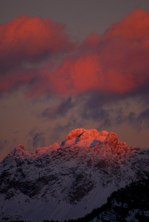 ps1:  Tramonto su Cortina