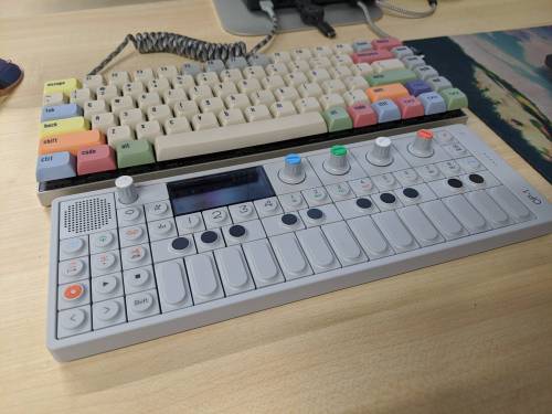 yournewkeyboard:“My keebs” via  u/Ashchetum