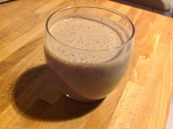 butwheredoyougetyourprotein:  Smoooooooothie. Banana, dates, cashews, soy yoghurt, flax seeds, vanilla pod, cocoa, soy milk. 