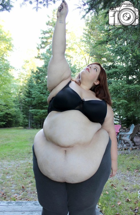 XXX garyplv:  7yo1lo3:  ssbbw-loverfa:  Just photo