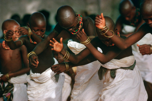 hoodoogardens: An initiation ceremony to their god Loko in Porto Novo, Benin (West Africa) by Jean C