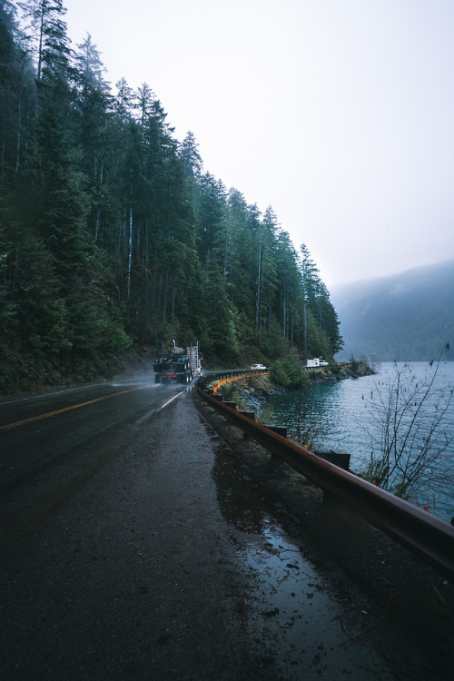 jscuttish: Bypassing Lake Crescent by Jason Scottish IG: jscottish I didn’t even need to read the caption! Knew this was Lake Crescent immediately, and I’d bet ŭ that’s a Browning log truck 😂… Home ❤️❤️