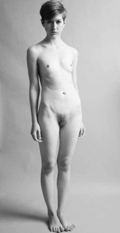 lotzagurlz:  cole-morrison:  Cole MorrisonBlack and White by Damon Waters MM#1841140 in Portland, Oregon   syckpuppy1.tumblr.com