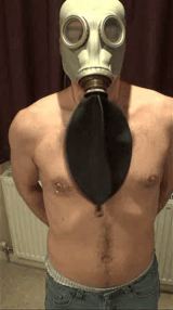 breathcontrolmen:  Watch this guy suffocating 