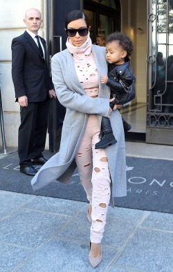 kimkanyekimye:  Kim & North leaving Le