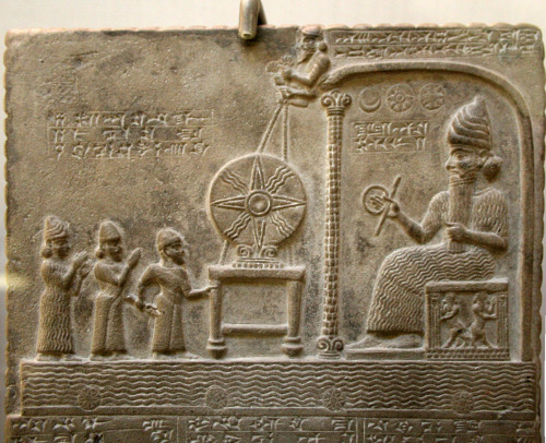 Relief image on the Tablet of Shamash (Sippar, 800s BC).This relief shows the sun god Shamash on the