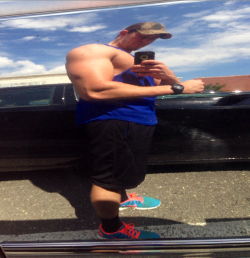 lol that car reflection selfie. Lookin 4