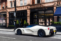 amazingcars:  Blue - Picture by AaronChungPhoto http://flic.kr/p/GX6EGK