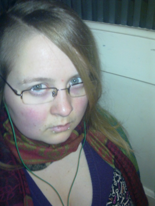 I’m feeling like shit lately. so here’s a picture I guess.