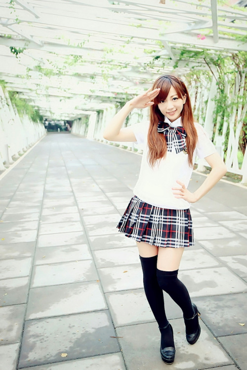 Perfect Schoolgirl - Zheng Ru Yin (鄭如吟) 