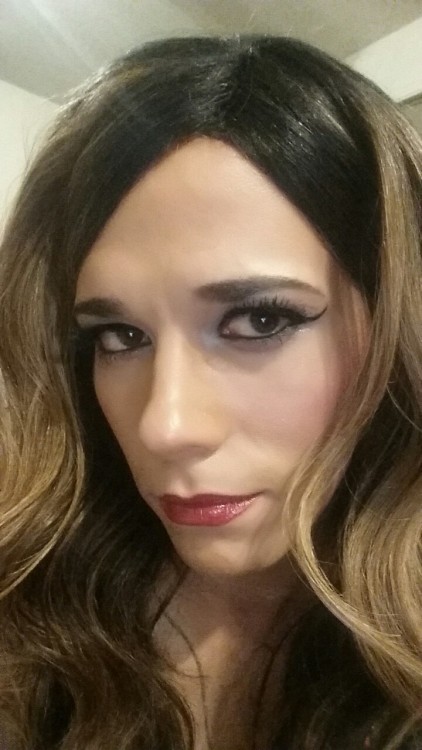 hgillmore:  https://www.tumblr.com/blog/crystalsworldofkink  follow me for more sexy pictures and videos of me ;)More of the adorable Crystal. 