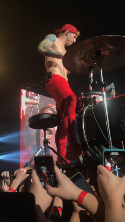 joshdunverified:Josh Dun | Emotional Roadshow Sioux Falls Feb. 4th