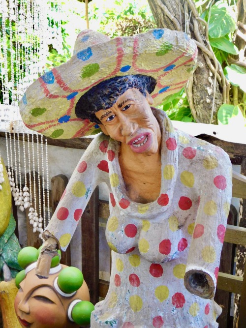 Efígie de uma mulher sem mãos, Olinda, Pernambuco, 2019.