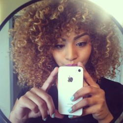 goldenxpvssy:  @brego_ 😍😍😍 