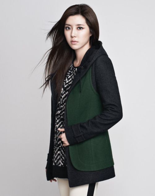 Park Han Byul - Blue Pepe Collection Pics