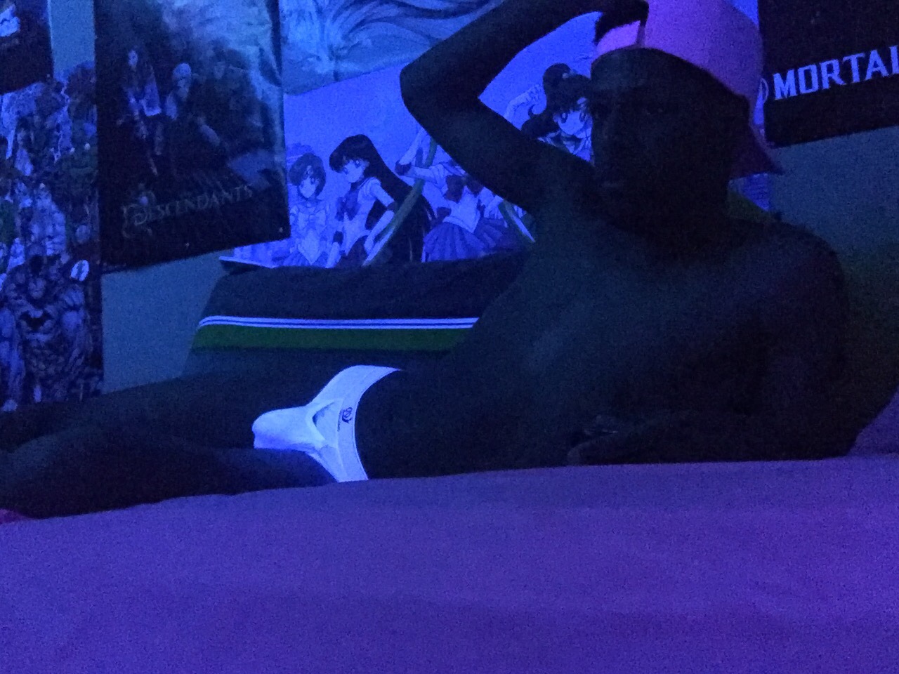 prettymind-silkthoughts:  Come play with me