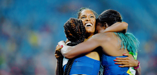 olympicsdaily: USA becomes the first country in Olympics history to sweep podium positions in 100m 