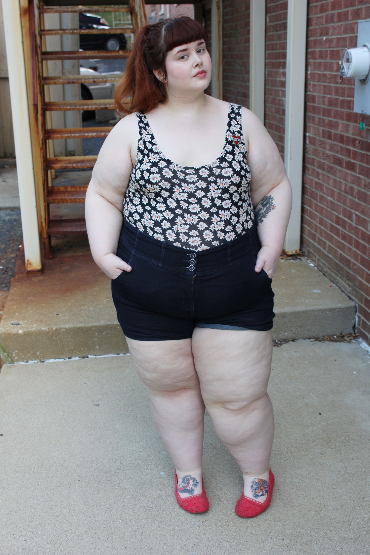 afatfox:  cellulite 5evrbodysuit ~ forever21+ (3x)shorts ~ torrid (26)shoes ~ target