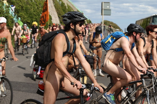 World Naked Bike Ride Brighton 2014To see more pics of this great event go to…publiclynude.tu