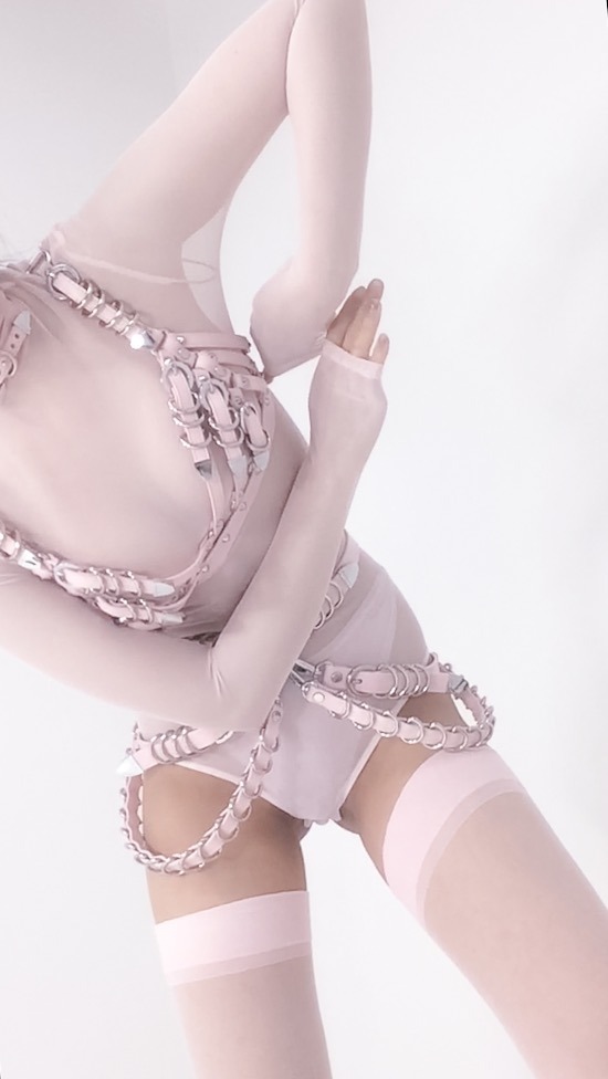beyondbdsm:  creepyyeha:  Creepyyeha  ♠