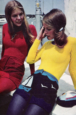 justseventeen:  August 1971. “Hot pants