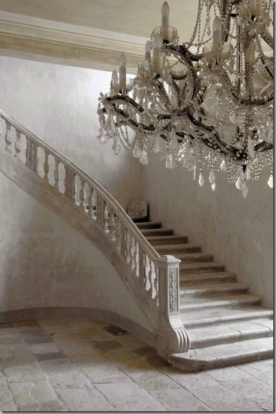 Château de Moissac-Bellevue Stairway. Source : wingsviewathome.tumblr.com , via tinamotta.tumblr.com