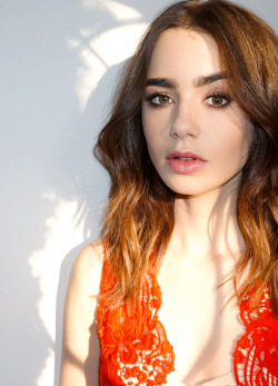 Daily Lily Collins