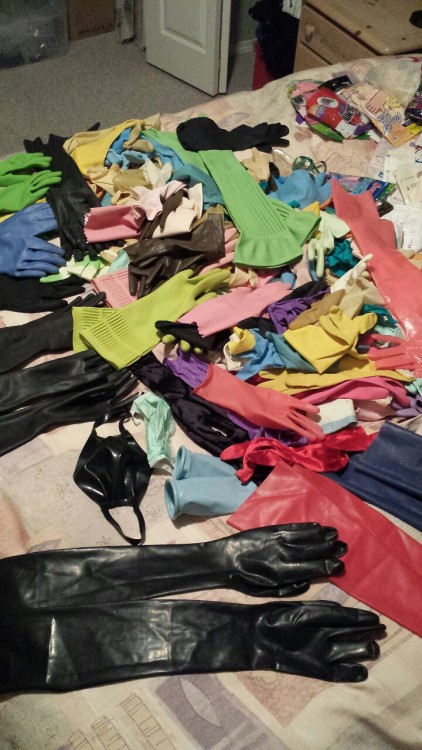rubberglovesrule:  justglovely:  For all of those that have asked, here’s a bit of my glove collection. Over the years I’ve amassed quite a few… Honestly, this is about 40% of it.  I’ll be able to post some more of my collection later. It’s