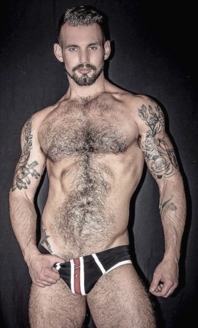 friscofan:  sportsfan1la:  pichasculosandpanochas:  chubybear: My gay agenda is to