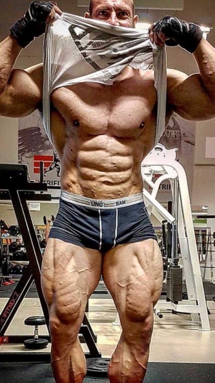 eye4muscle:Petr Brezna