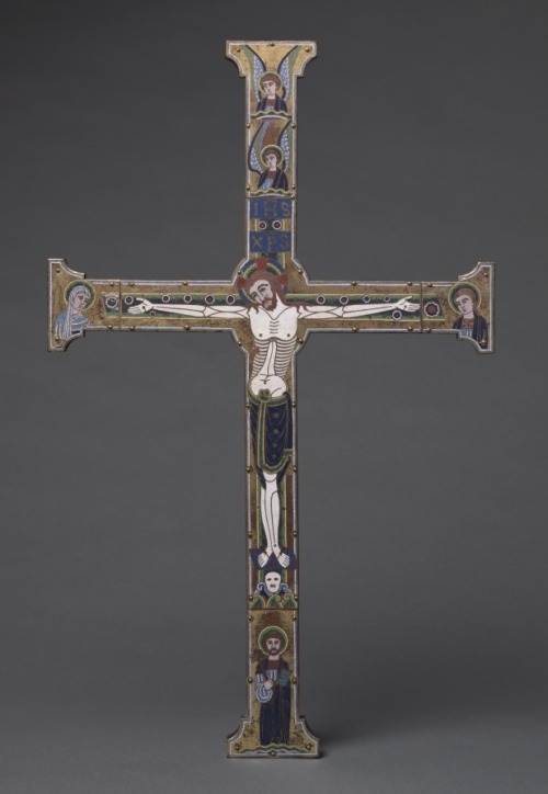 cma-medieval-art: The “Spitzer Cross”, Master of the Royal Plantagenet Workshop, c. 1190, Cleveland 