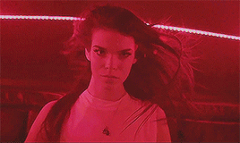 get to know me: fav bands/musicians ► coloursGo on and tell me all the things you hate in me.