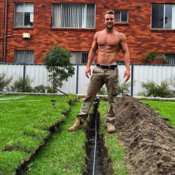 mancrushoftheday:  justgreatmen:  njstud:  he can lay pipe at my place anytime  (via TumbleOn)  Reblogged via The Man Crush Blog / Facebook / @man_crush 