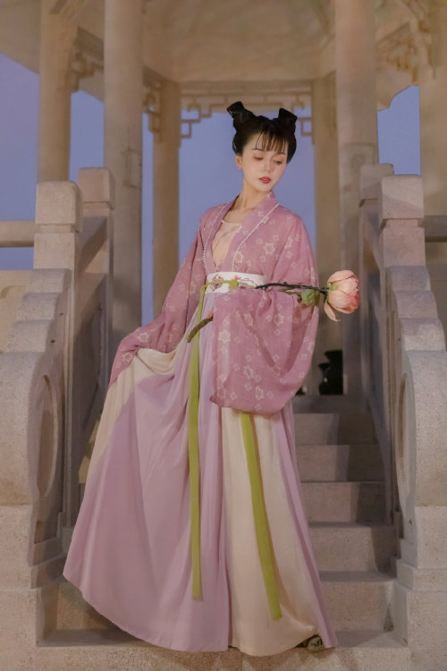 hanfugallery:chinese hanfu by 花朝记