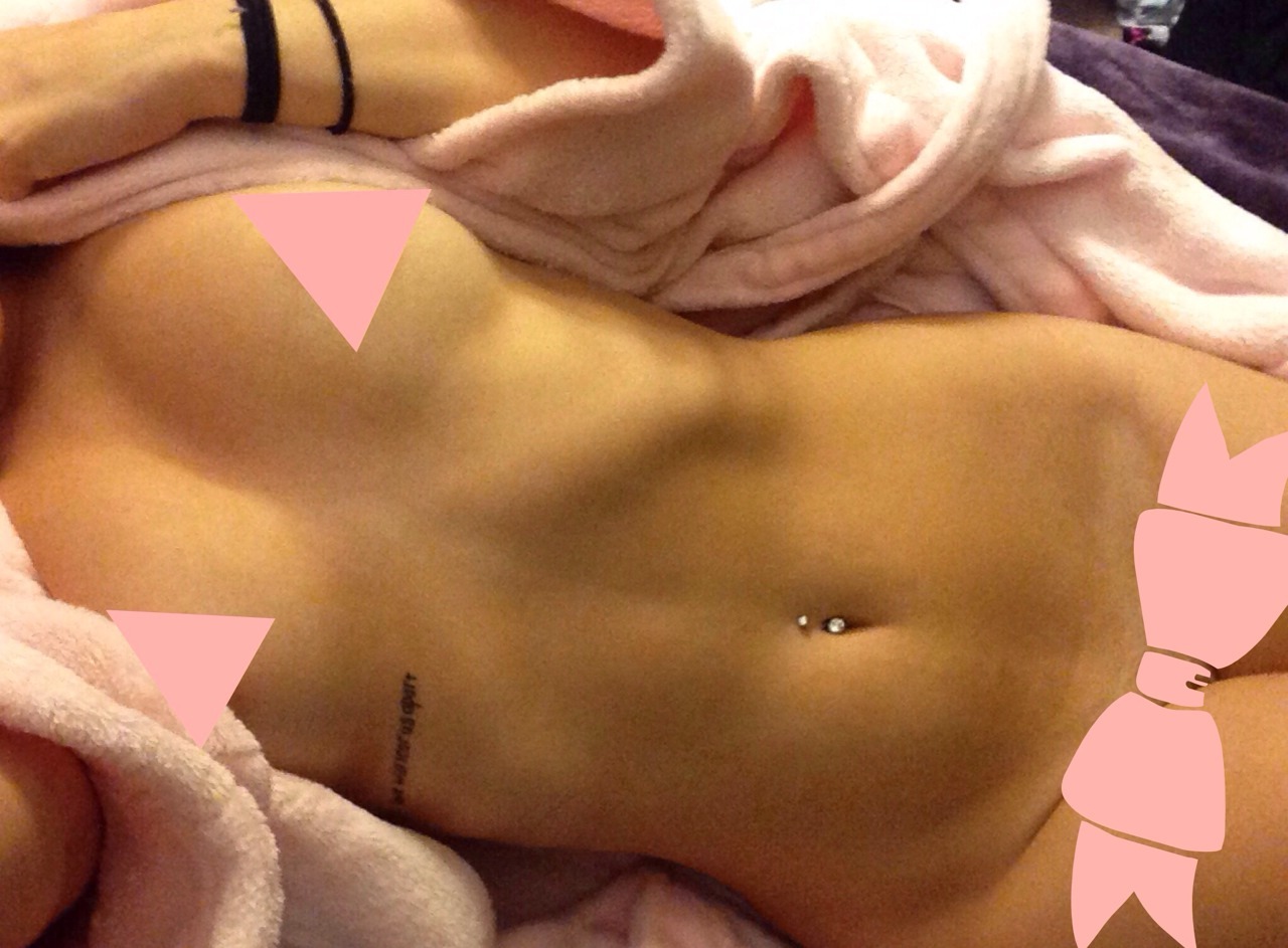 fuxit:  fuxit:  Kickin’ off the new year being an even bigger tease 😂  I forgot