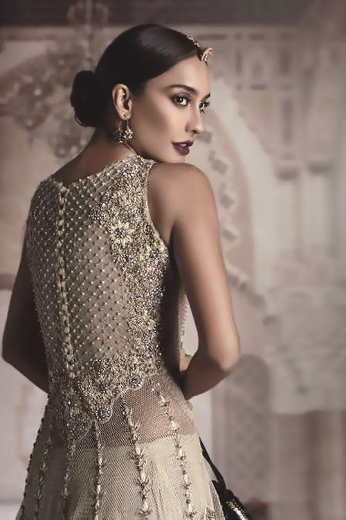 pakistanifashionedits: Designer: Sahar AtifPhotography: Anushka Menon PhotographyHair and Makeup: Ka