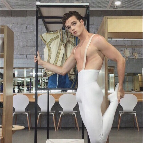 Ballet Men Fan